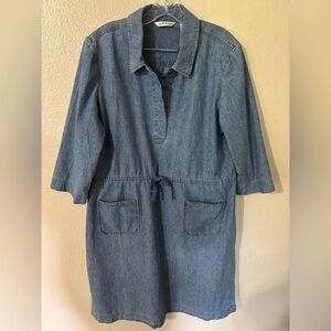 Very nice denim dress by Orvis women’s size 18